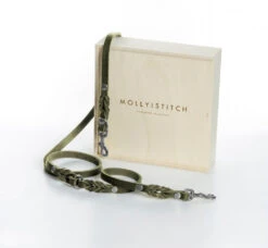 Laisse En Cuir Pour Chien Souple Réglable (3x) -Hariet & Rosie 2x adj silver olive min 0b298f54 f0ed 4abd 9efa 4b91858ca8c3