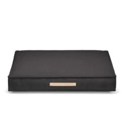 Lit Pour Chien Design TOVE -Hariet & Rosie TOVE Cushion Anthracite 1024x1024 a1a2f962 2a2f 45bb b0bf 2f2ea925cc5d