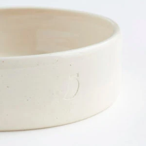 Bol Pour Chien Artisanal En Grès Ronds (2 Coloris) 5 Bol Pour Chien Artisanal En Grès Ronds (2 Coloris) – Image 3