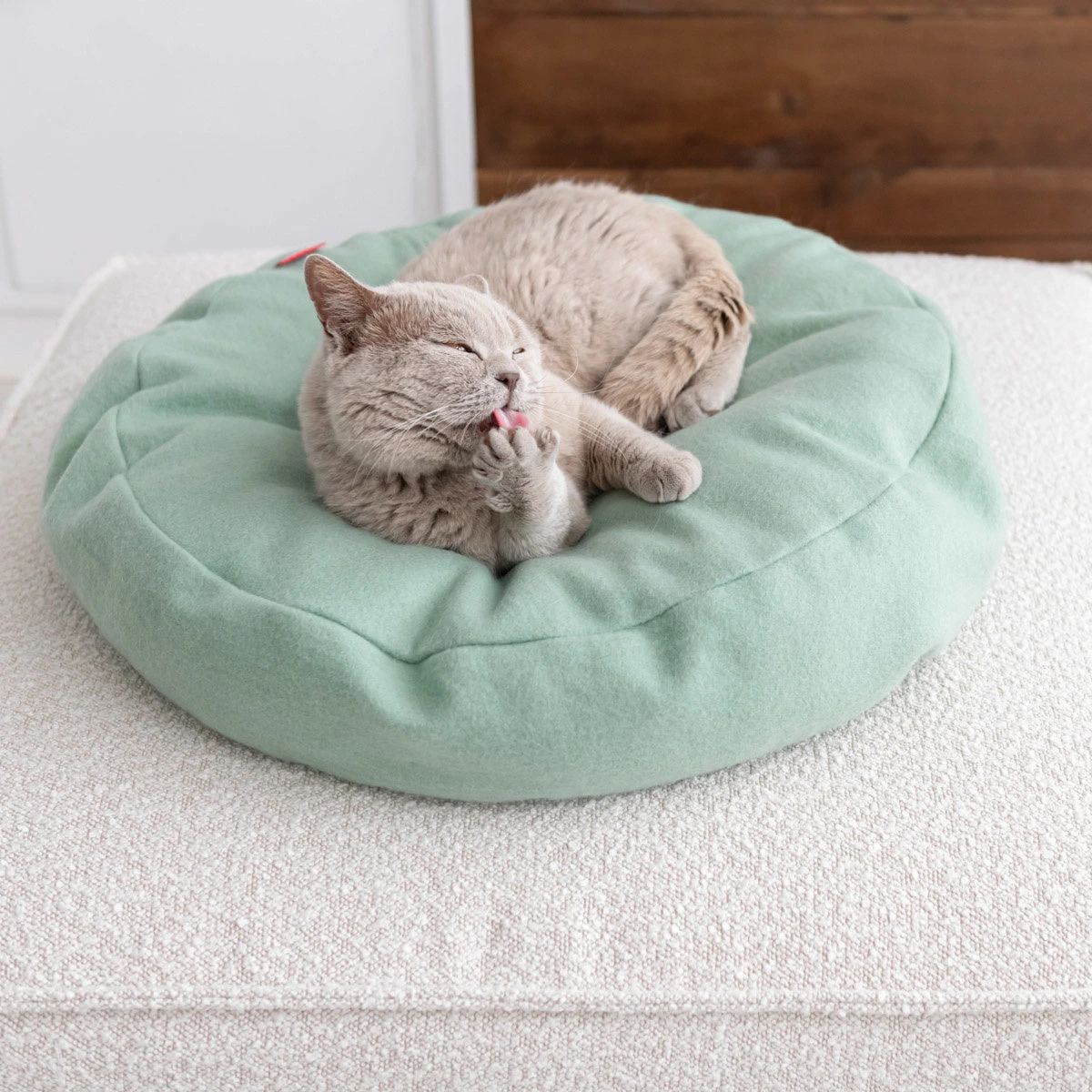 Lit De Luxe Pour Chat Donut 5 Lit De Luxe Pour Chat Donut – Image 3