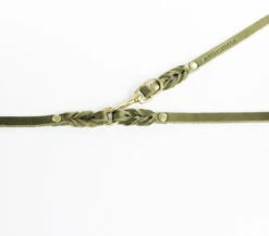 Laisse En Cuir Pour Chien Souple Réglable (2x) 30 Laisse En Cuir Pour Chien Souple Réglable (2x) -Hariet & Rosie leather details 2 olive