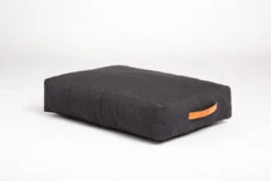 Coussin Pour Chien Elliott En Toile De Coton (4 Couleurs) 13 Coussin Pour Chien Elliott En Toile De Coton (4 Couleurs) -Hariet & Rosie s768842417857699996 p109 i13 w640