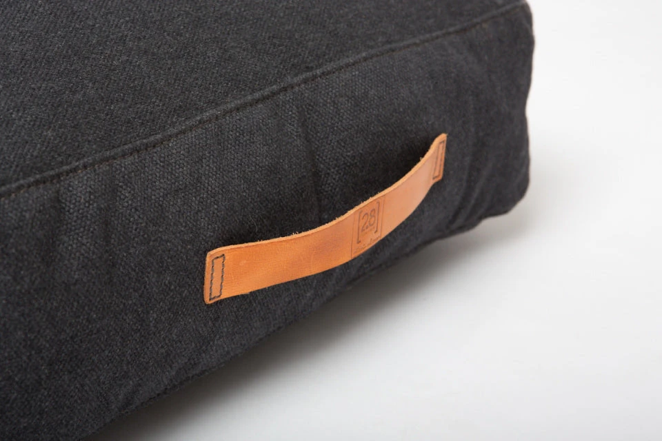 Coussin Pour Chien Elliott En Toile De Coton (4 Couleurs) 9 Coussin Pour Chien Elliott En Toile De Coton (4 Couleurs) – Image 7