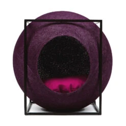Le Cube Meyou 34 Le Cube Meyou -Hariet & Rosie web cat cube metal plum meyou paris front