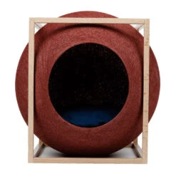 Le Cube Meyou 37 Le Cube Meyou -Hariet & Rosie web cat cube wood clay meyou paris front